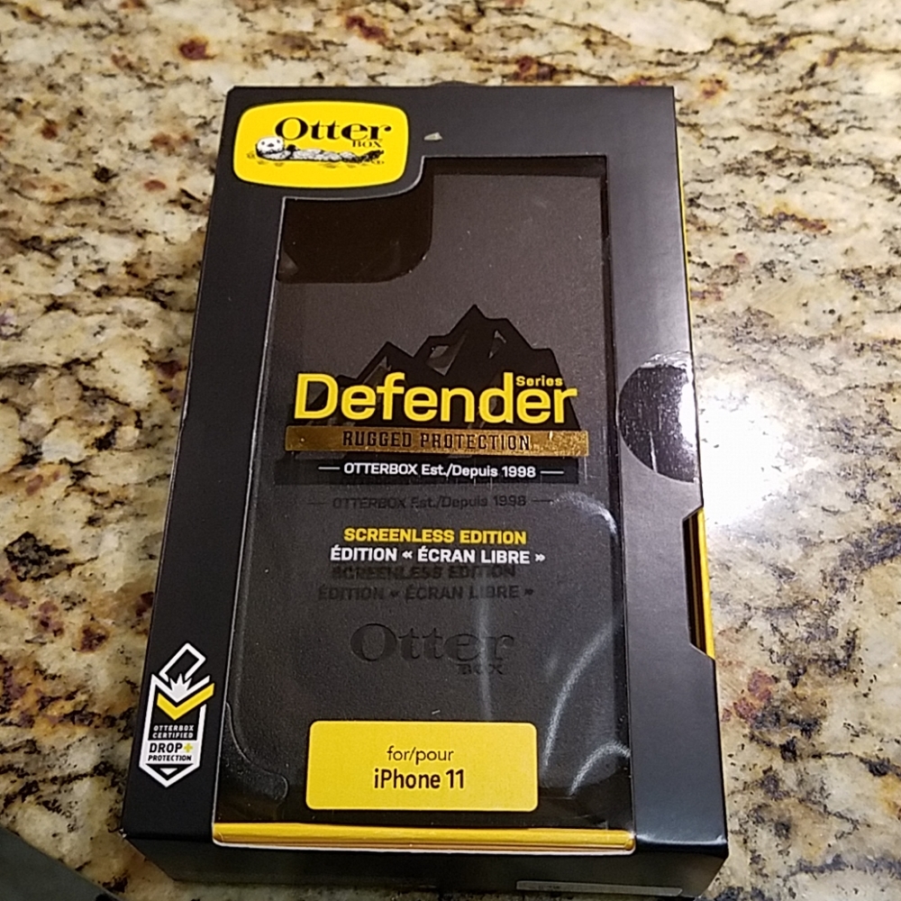 Otterbox Defender iPhone 11 Case